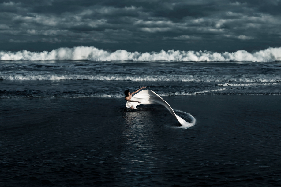 controlling the lucid crash by Twig Capra