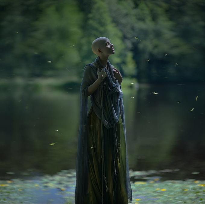 dynamic stillness by Christian... Weiss