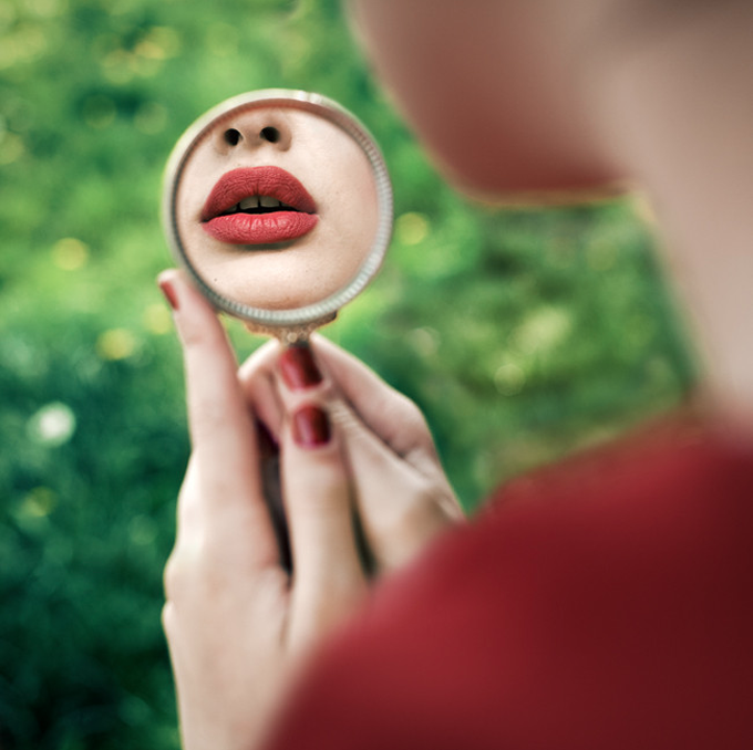 mirror mirror by Andrea Hübner