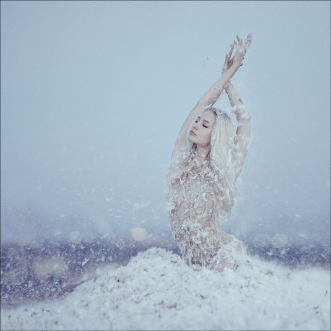 White Swan by aleksandra aleks