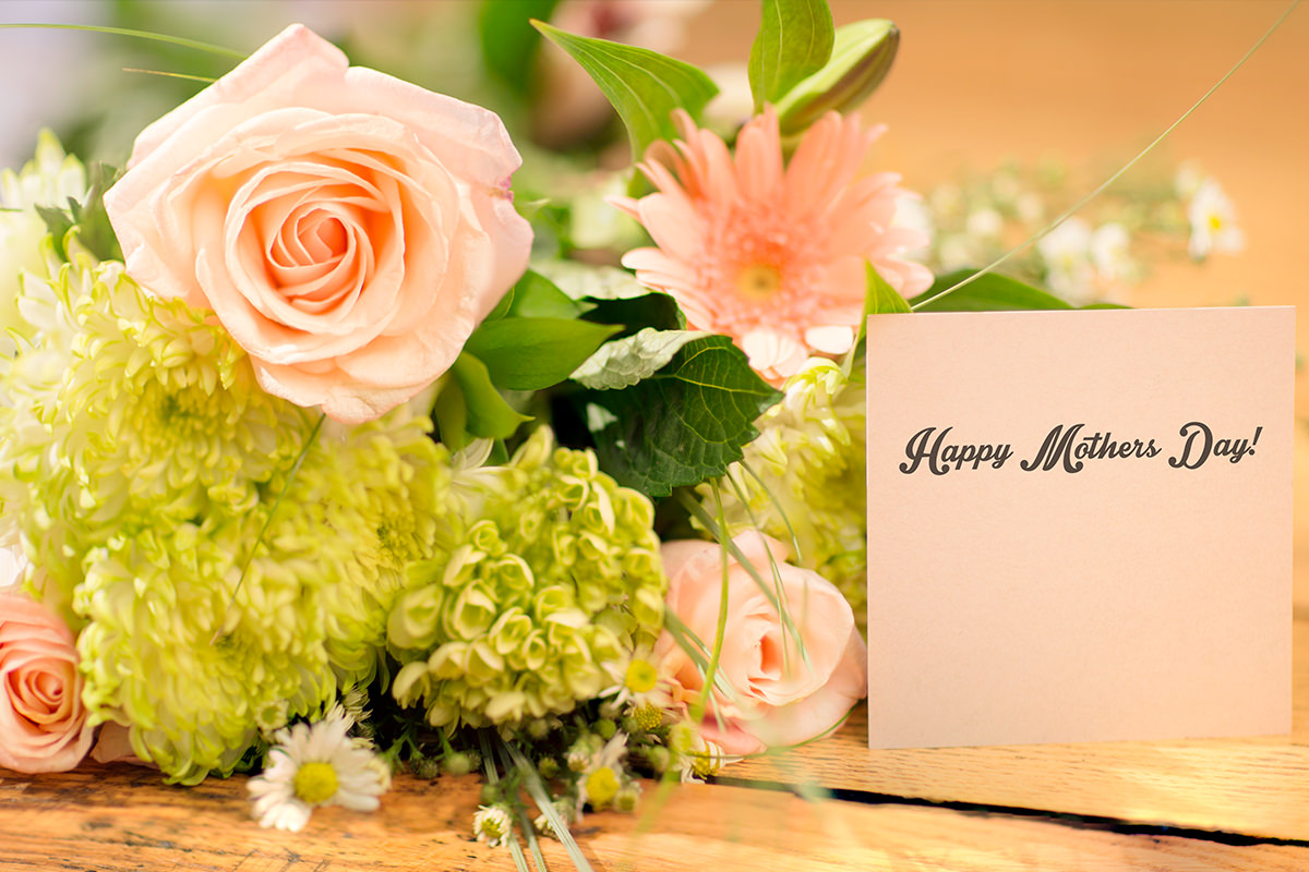 How to Create a Mothers Day Card in Photoshop - PHLEARN