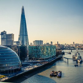 Aerial view of the Shard skyscraper and London skyline along the Thames, Photoshop Content-Aware Crop tutorial thumbnail