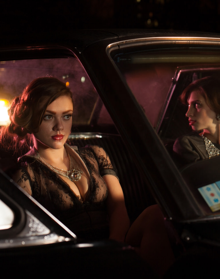 How to Film Noir Coloring & Lighting in Photoshop - PHLEARN