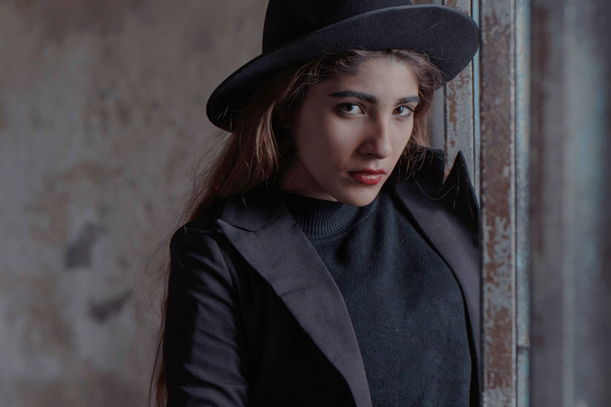 save underexposed image photoshop after