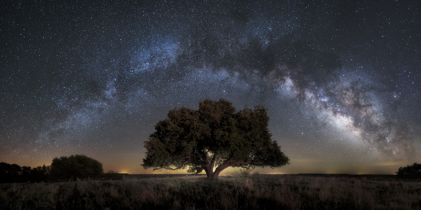 How Chung Hu Captured This Panoramic Milky Way Crescent