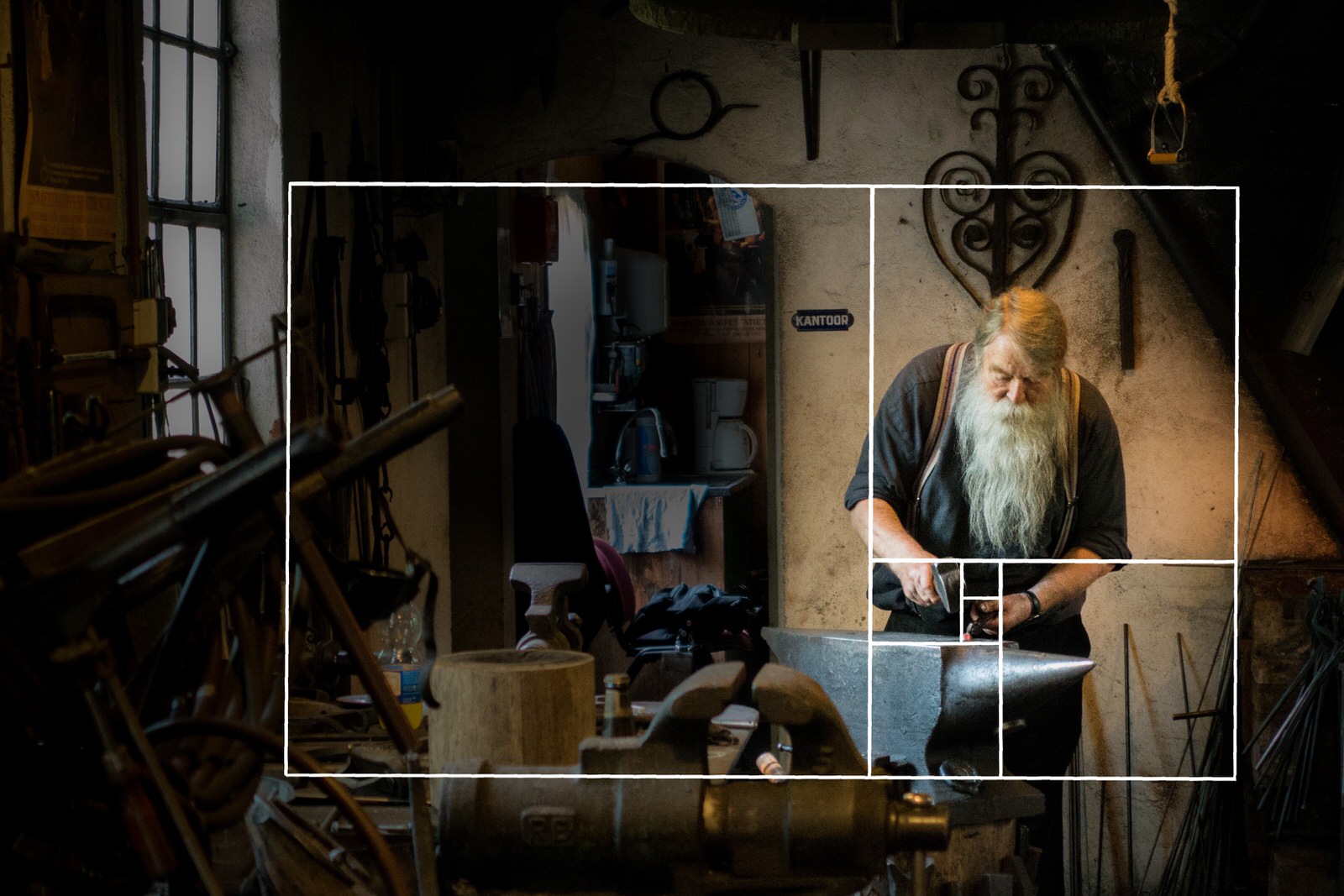 Rule of Thirds and Golden Ratio Example