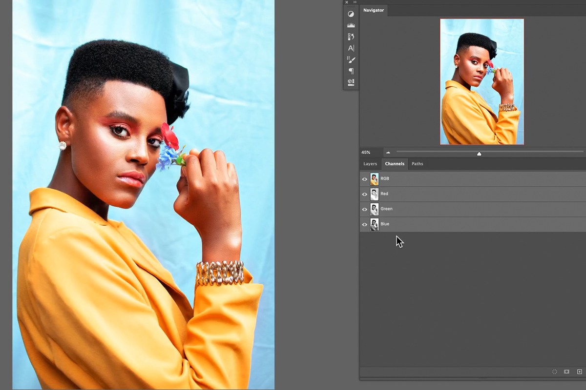checking the red, green and blue channels on a portrait in Photoshop