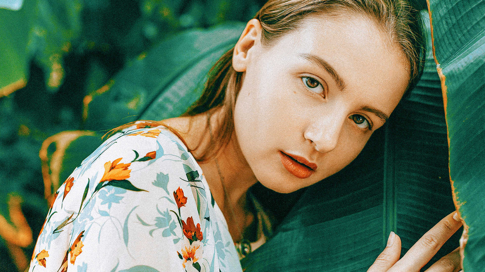 vibrance vs saturation photoshop