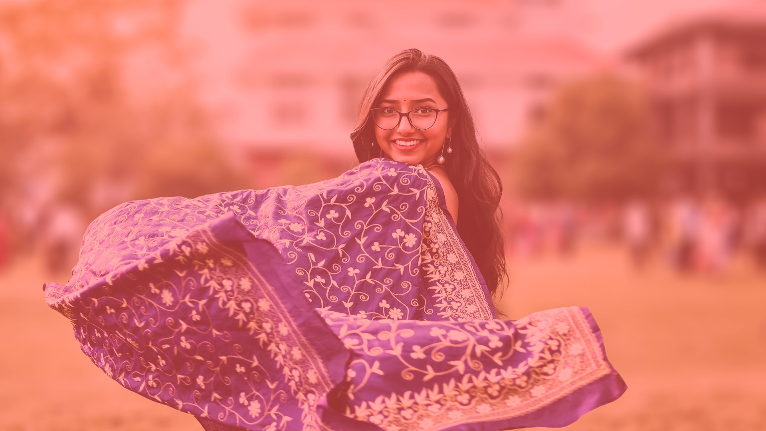 How to Blur Backgrounds in PHLEARN