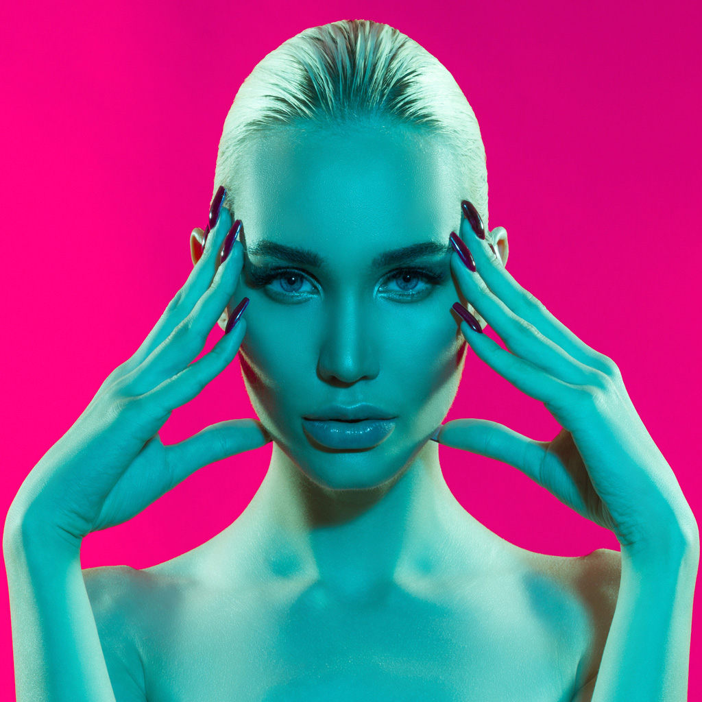 Colorful Portraits: How to Mix Graphics & Photos in Photoshop - PHLEARN
